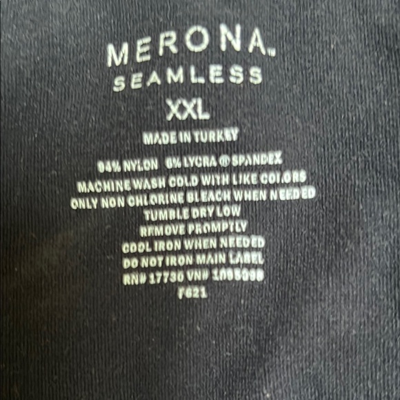 Two Merona Fitted Tank Tops Black and Brown Size XCL - Picture 4 of 4